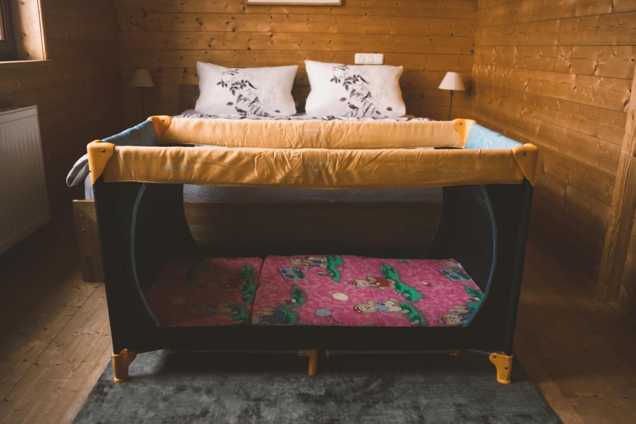 Naturnahes Familienchalet Mit Garten - Wifi - Netflix - Nur 15 Minuten Vom Chiemsee Und 35 Minuten Von Muenchen Entfernt Vogtareuth Exterior foto